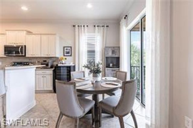 9550 Ironstone TER 201, Naples, FL 34120