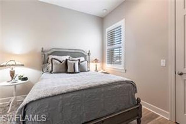 9550 Ironstone TER 201, Naples, FL 34120