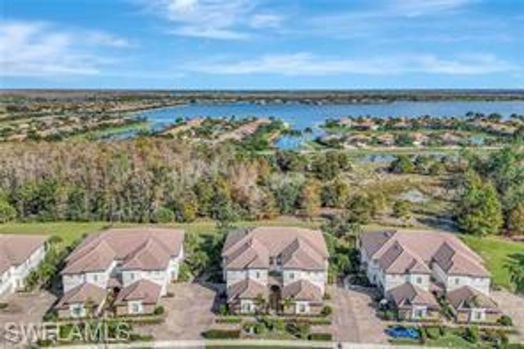 9550 Ironstone TER 201, Naples, FL 34120