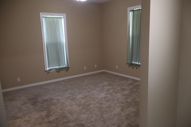715 E Lynn Street, Springfield, MO 65802