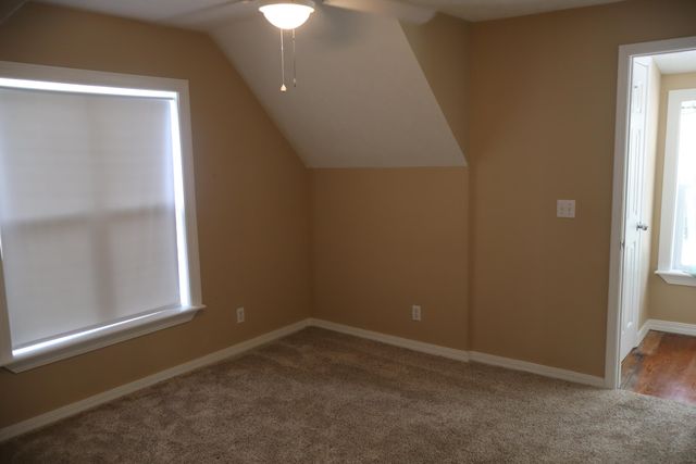 715 E Lynn Street, Springfield, MO 65802