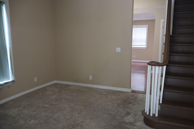 715 E Lynn Street, Springfield, MO 65802