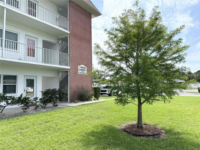 5728 14TH AVENUE N 206B, St Petersburg, FL 33710