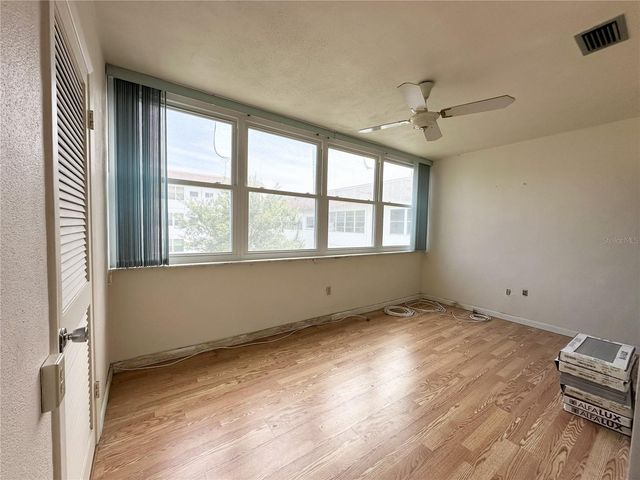 5728 14TH AVENUE N 206B, St Petersburg, FL 33710