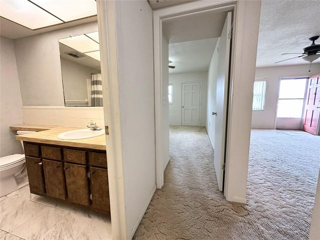 5728 14TH AVENUE N 206B, St Petersburg, FL 33710