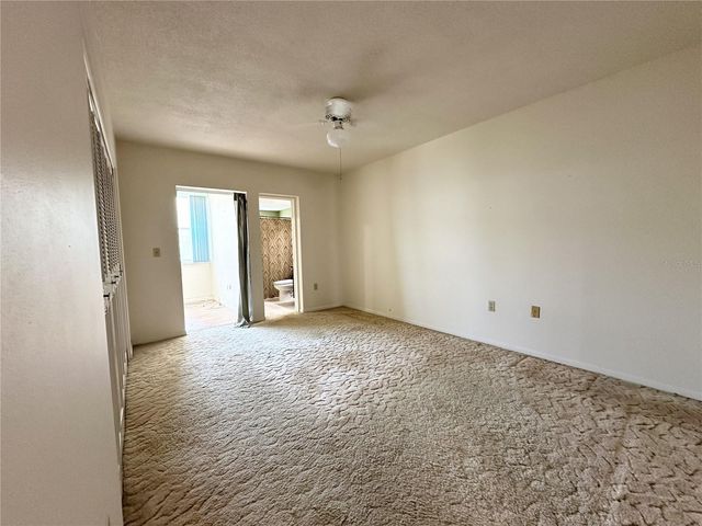 5728 14TH AVENUE N 206B, St Petersburg, FL 33710