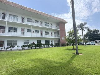 5728 14TH AVENUE N 206B, St Petersburg, FL 33710
