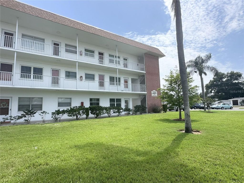 5728 14TH AVENUE N 206B, St Petersburg, FL 33710