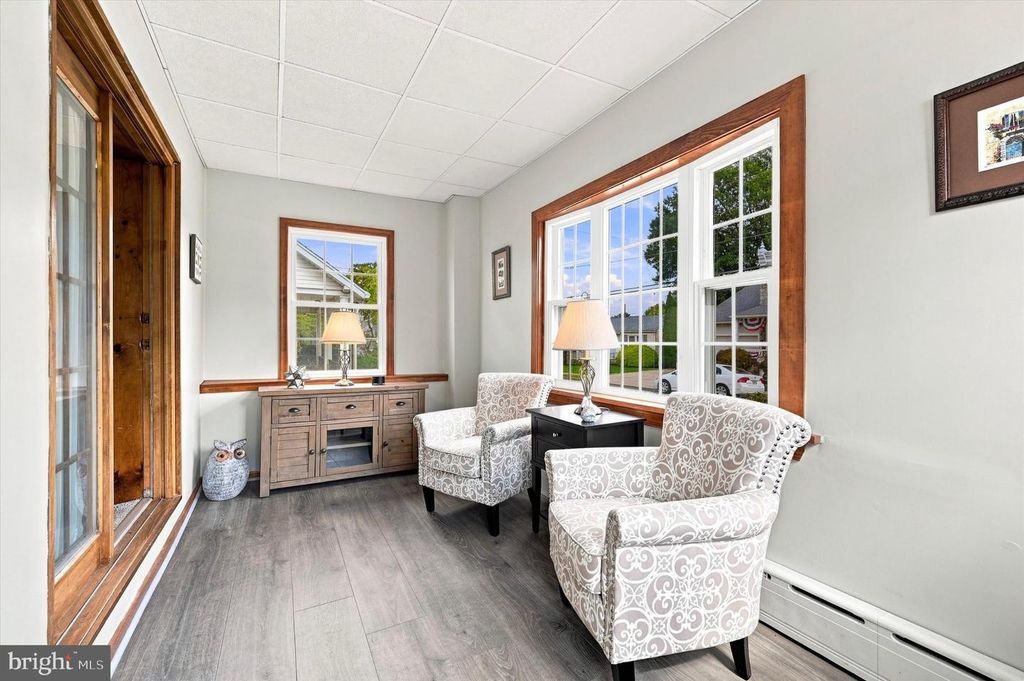 109 N SYLVANIA AVE, JENKINTOWN, PA 19046 — photo 2