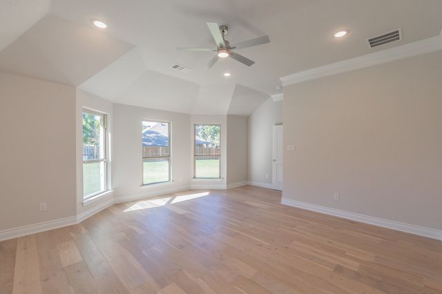 609 Keel Way, Azle, TX 76020