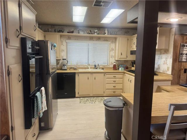 4133 W Wilson 169, Banning, CA 92220