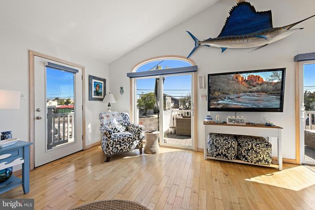 113 18TH ST, Surf City, NJ 08008