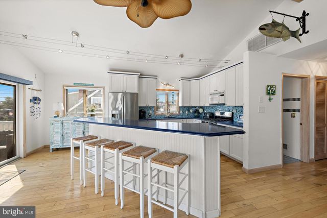 113 18TH ST, Surf City, NJ 08008