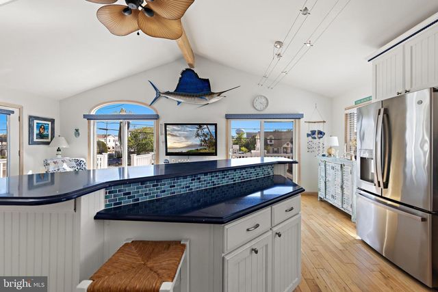113 18TH ST, Surf City, NJ 08008
