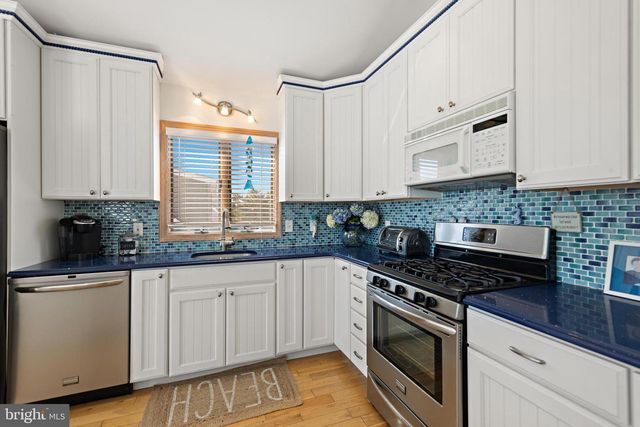 113 18TH ST, Surf City, NJ 08008