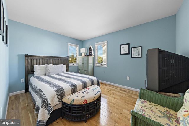 113 18TH ST, Surf City, NJ 08008