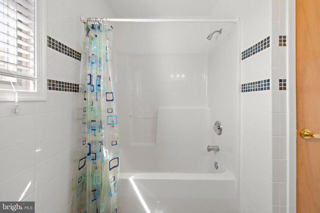 113 18TH ST, Surf City, NJ 08008