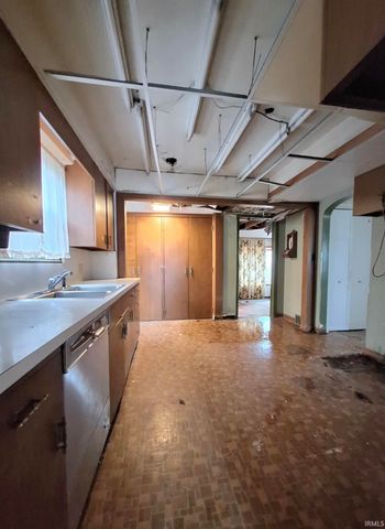 1141 Lexington Avenue, Fort Wayne, IN 46807