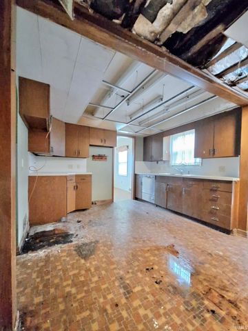 1141 Lexington Avenue, Fort Wayne, IN 46807