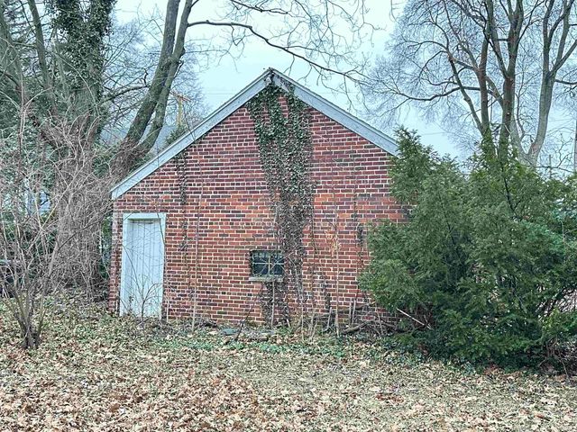 1141 Lexington Avenue, Fort Wayne, IN 46807