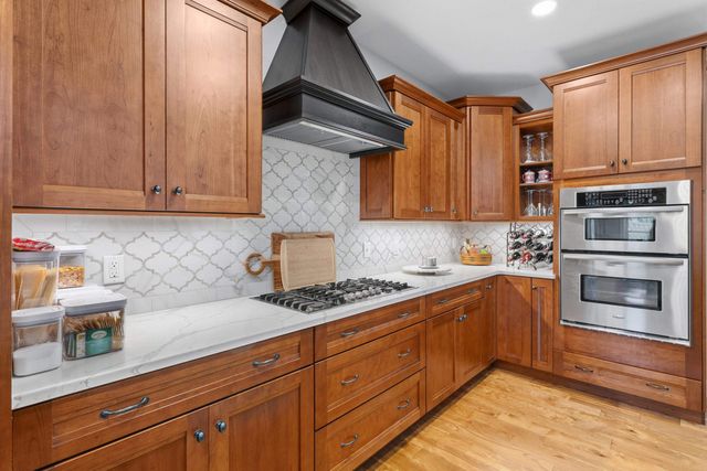 9 Samuel J Drive, Merrimack, NH 03054