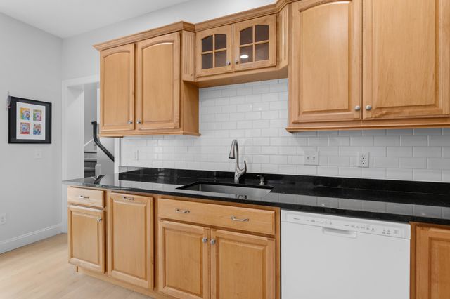 9 Samuel J Drive, Merrimack, NH 03054