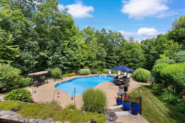 9 Samuel J Drive, Merrimack, NH 03054