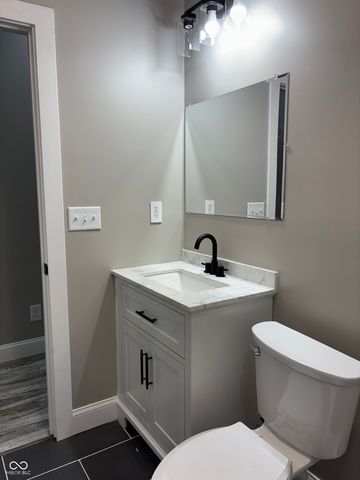 1924 N Lesley Avenue, Indianapolis, IN 46218