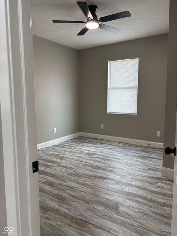 1924 N Lesley Avenue, Indianapolis, IN 46218