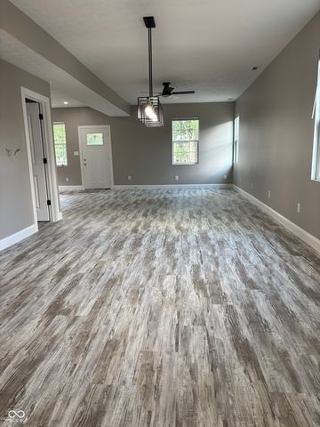 1924 N Lesley Avenue, Indianapolis, IN 46218