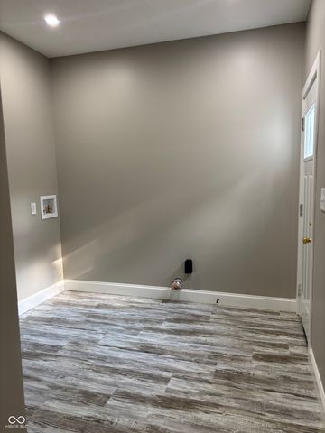 1924 N Lesley Avenue, Indianapolis, IN 46218