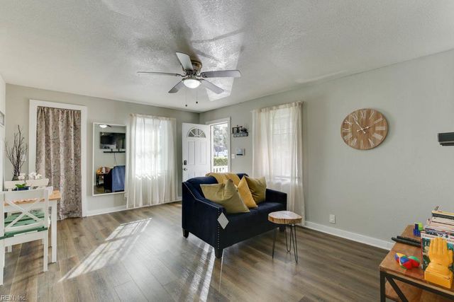 3668 Hyde CIR A, Norfolk, VA 23513
