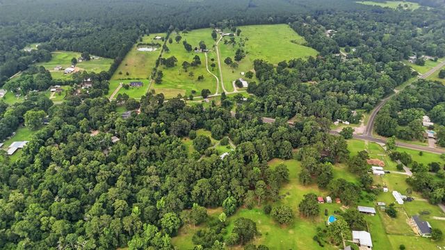 9581 Highway 150, Shepherd, TX 77371