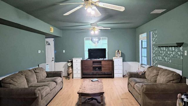 9581 Highway 150, Shepherd, TX 77371