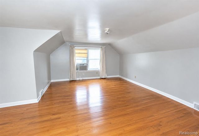 13401 Hartwell Street, Detroit, MI 48227
