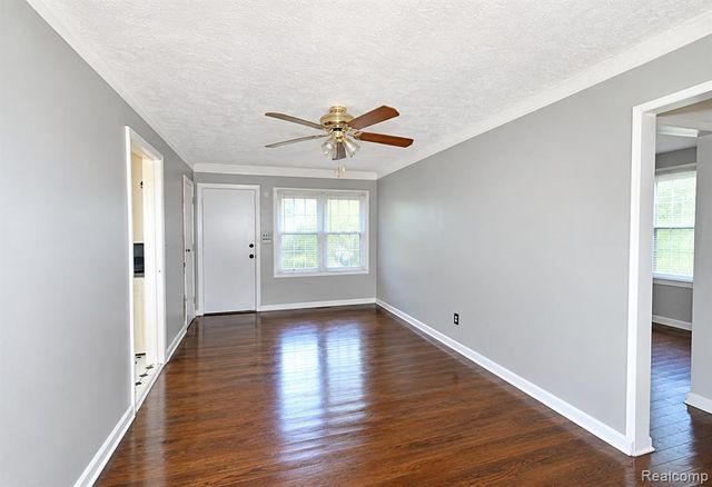 13401 Hartwell Street, Detroit, MI 48227