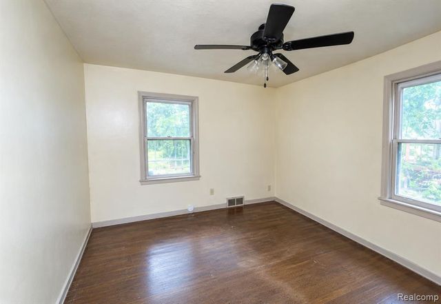 13401 Hartwell Street, Detroit, MI 48227