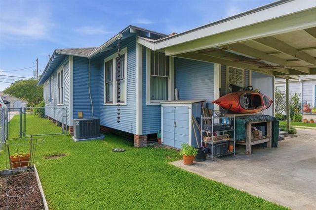 1707 Hodges Street, Lake Charles, LA 70601