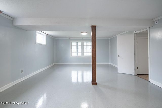 1104 Ellen Dr, Radcliff, KY 40160