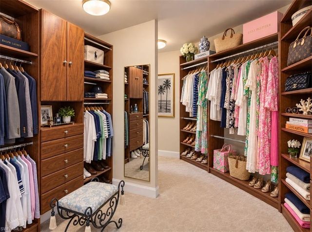 6597 Nicholas BLVD 804, Naples, FL 34108