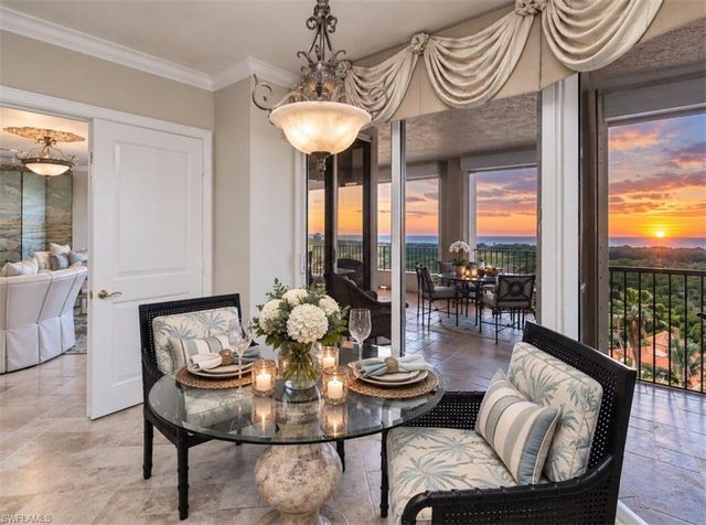 6597 Nicholas BLVD 804, Naples, FL 34108
