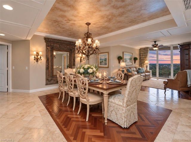 6597 Nicholas BLVD 804, Naples, FL 34108