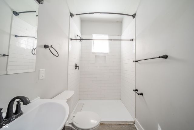 319 Hst W 10th Street, Anderson, IN 46016