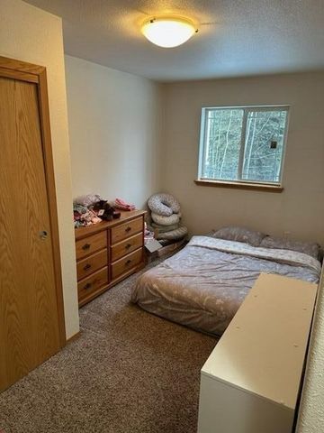 3890 HURST ROAD, North Pole, AK 99705