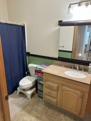 3890 HURST ROAD, North Pole, AK 99705