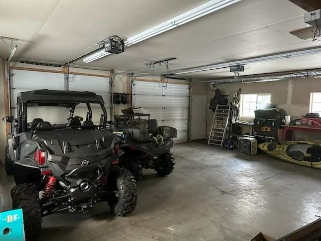 3890 HURST ROAD, North Pole, AK 99705