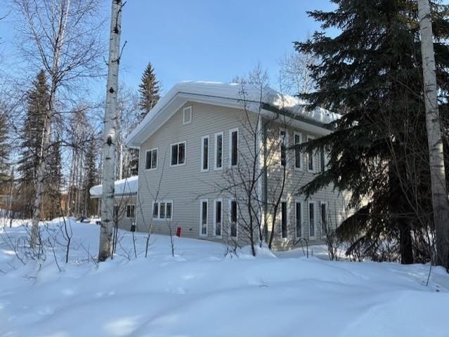 3890 HURST ROAD, North Pole, AK 99705