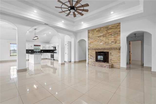 20451 Bruce Rutherford Drive, Siloam Springs, AR 72761