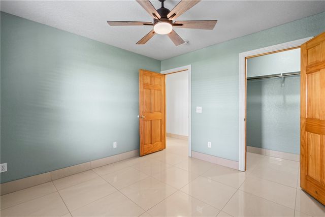 20451 Bruce Rutherford Drive, Siloam Springs, AR 72761
