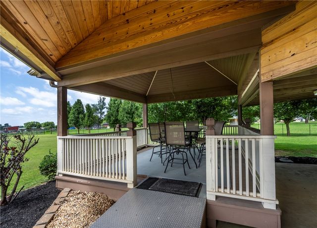 20451 Bruce Rutherford Drive, Siloam Springs, AR 72761